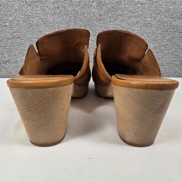 MADEWELL MONIQUE BUCKLE CLOG – WOMEN’S SIZE 9 – TAN LEATHER – WOOD SOLE - Picture 5 of 11
